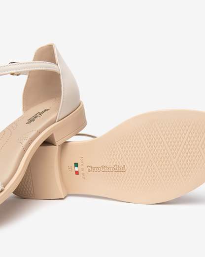 Nero Giardini E513426D