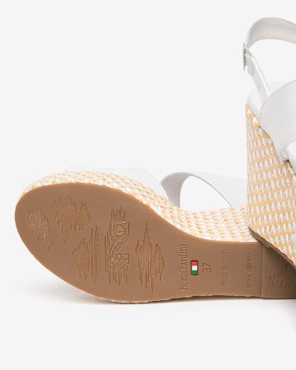 Nero Giardini E616022D