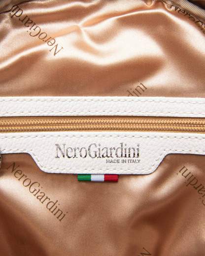 Nero Giardini E543950D