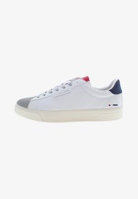 U.S. Polo Assn. BRAYAN001