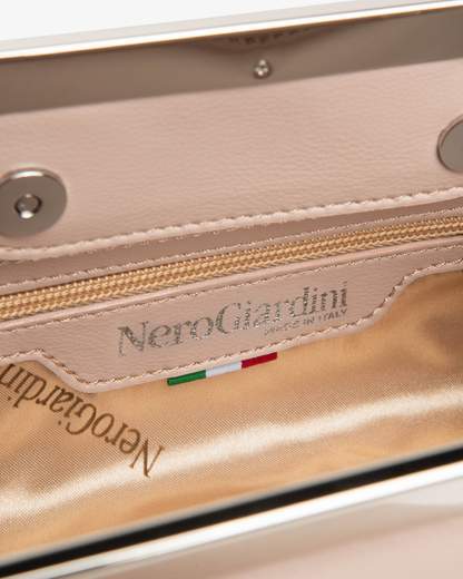 Nero Giardini E644131DE