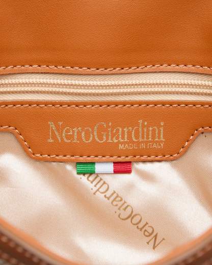 Nero Giardini E644242D