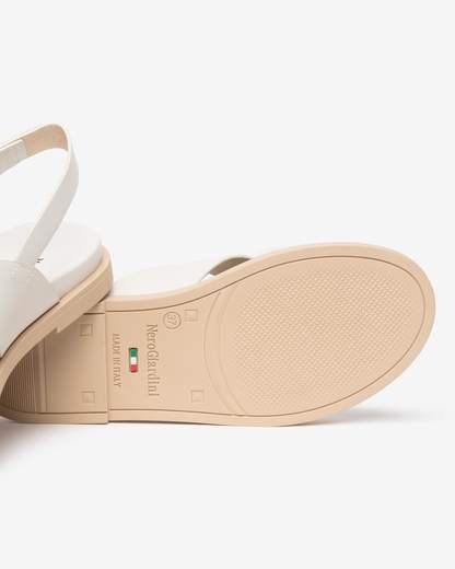 Nero Giardini E615933D