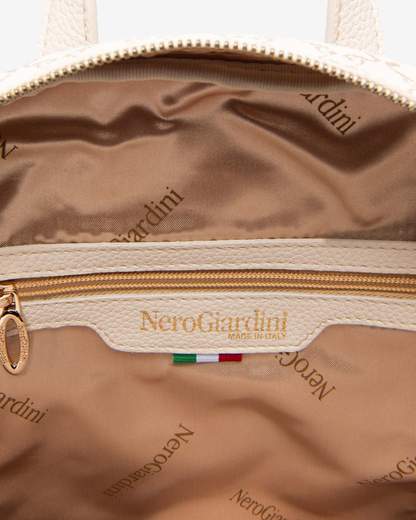 Nero Giardini E543932D