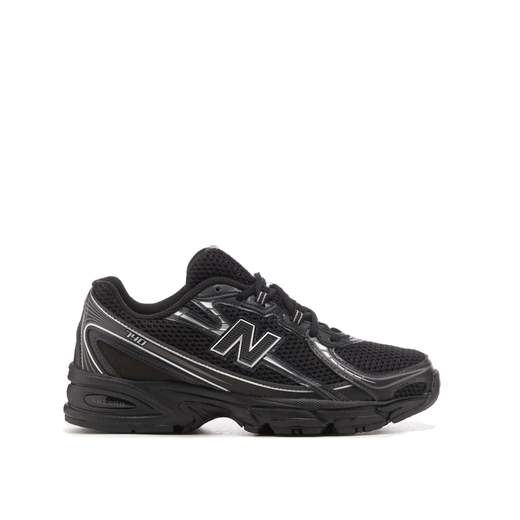 NEW BALANCE U740BM2