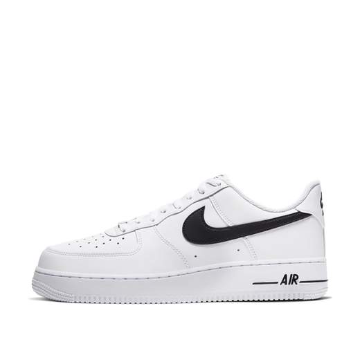 NIKE AIR FORCE 1 '07