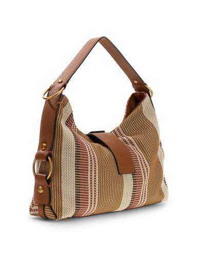 GUESS? AB930818