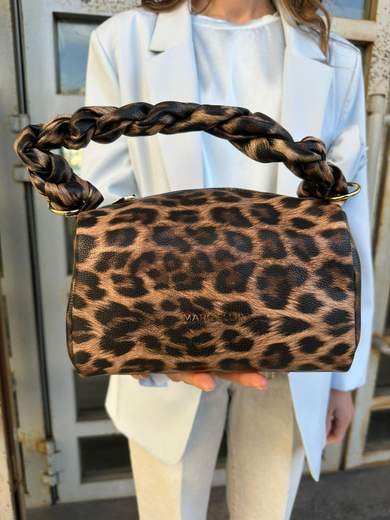 MARC ELLIS BRIGITTE LEO