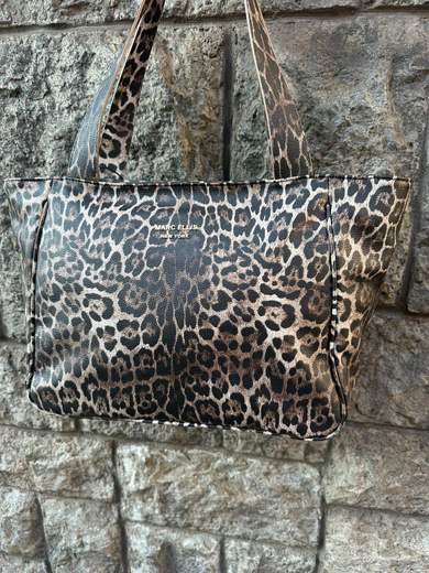 MARC ELLIS RAYLA LEO