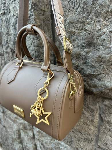 MARC ELLIS FLAT ESTREL L