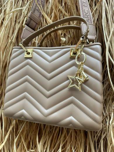 MARC ELLIS FLAT KRISSY WAVE M