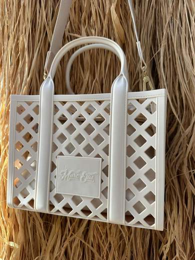 MARC ELLIS FLAT PLOT