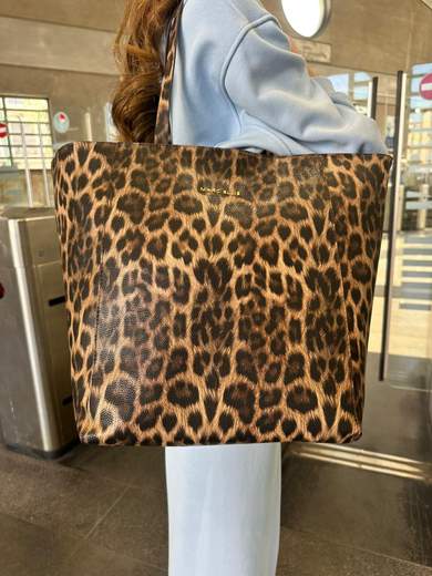 MARC ELLIS INGRID LEO