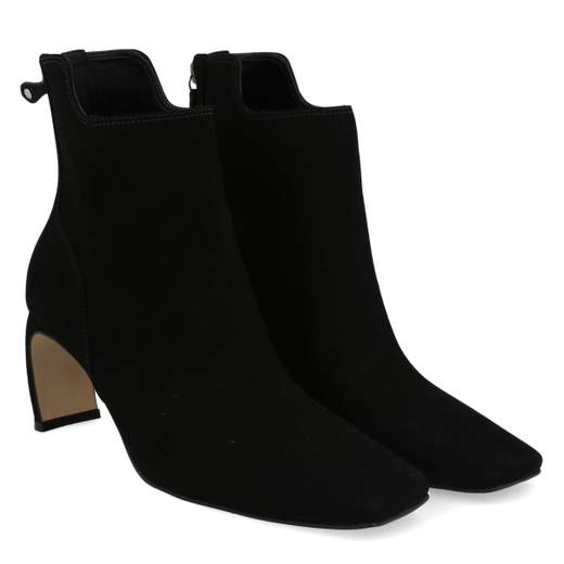 Miss Unique UNI1967-C_VEL