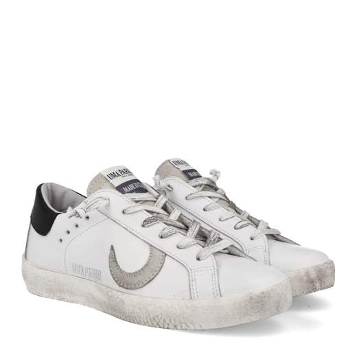 UMA PARKER SUPER MOON LIGHT