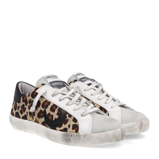 UMA PARKER SUPER MOON LEOPARD