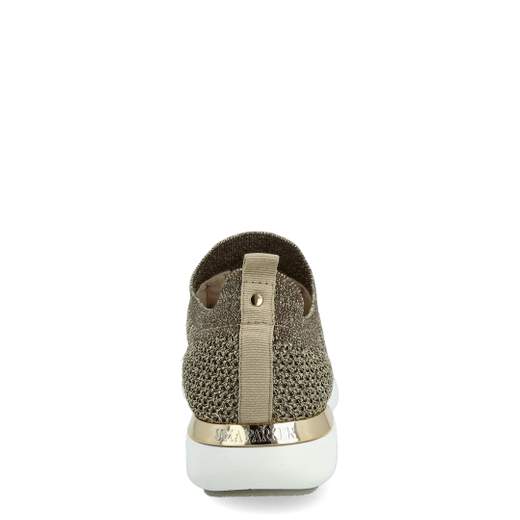 UMA PARKER UP070120