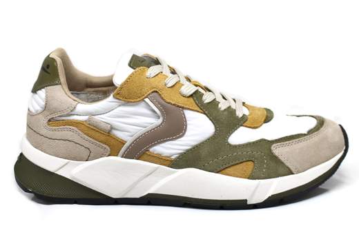 VOILE BLANCHE CLUB 19