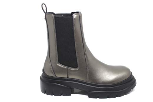 STEVE MADDEN HEADQRTR