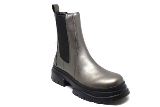 STEVE MADDEN HEADQRTR