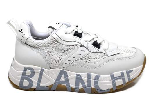 VOILE BLANCHE CLUB 105