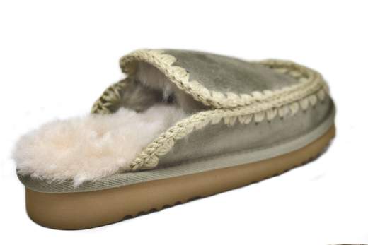 MOU SLIPPER