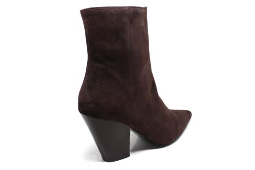 NCUB TITTI 1052