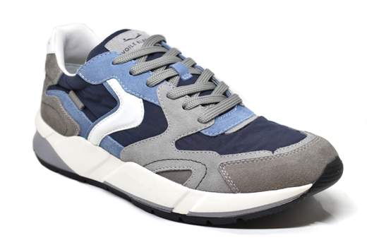 VOILE BLANCHE CLUB 19