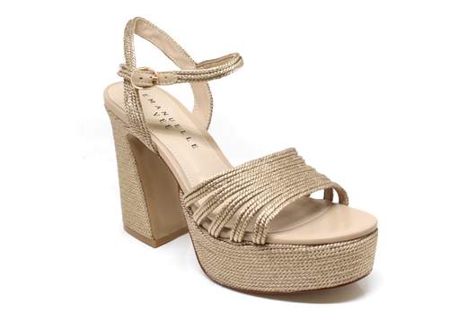 EMANUELLE VEE GIUNONE