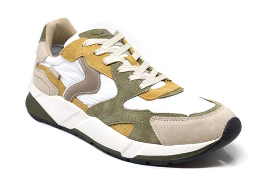 VOILE BLANCHE CLUB 19