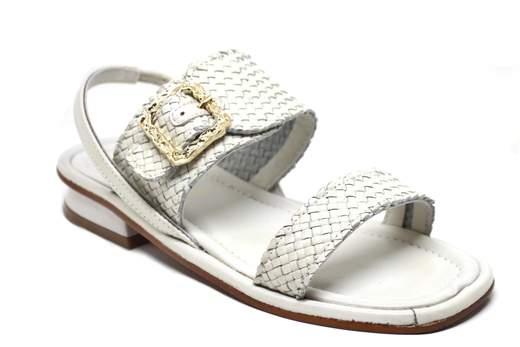 EMANUELLE VEE VANESSA