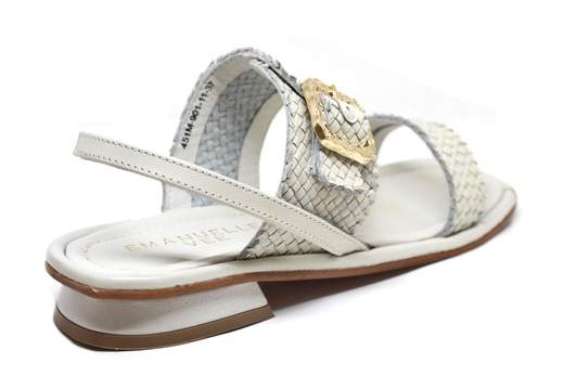 EMANUELLE VEE VANESSA