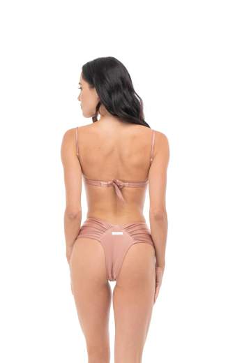 ADORE' IRINA