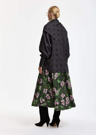 ESSENTIEL ANTWERP KISS