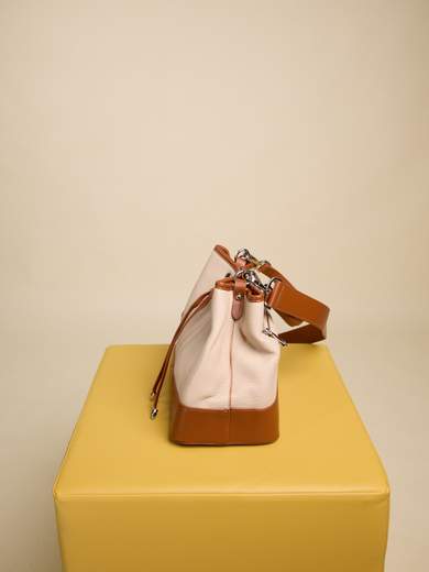 ALESSIA MASSIMO 1869