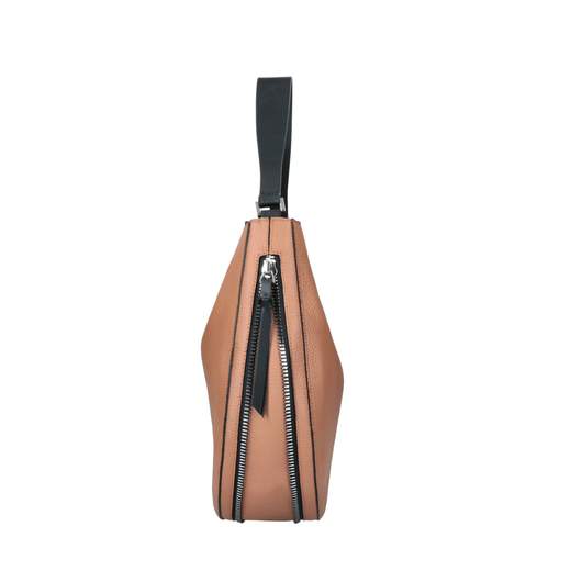 REBELLE ZARA