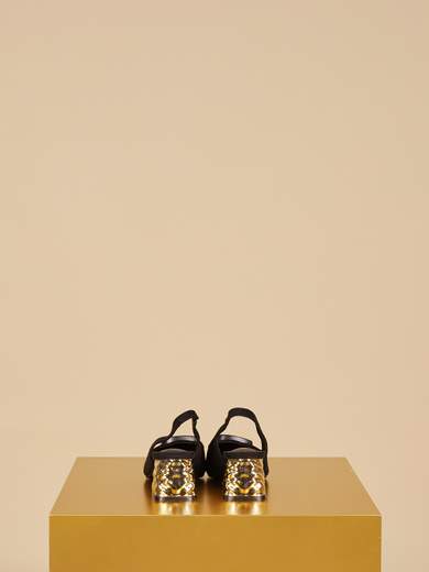 LOLA CASADEMUNT LF2405022