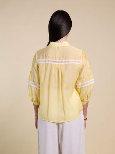 ZOE 03Y205