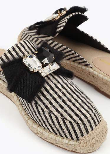 LOLA CASADEMUNT LS2605050
