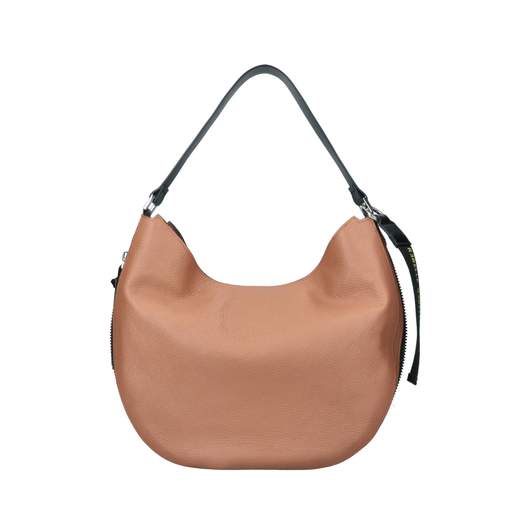 REBELLE ZARA