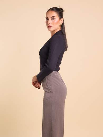 NENETTE MALESIA