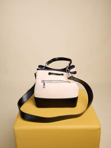 ALESSIA MASSIMO 1869