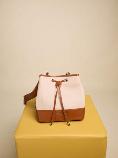 ALESSIA MASSIMO 1869