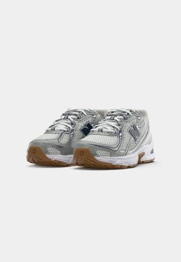 New Balance U740