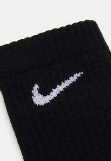 Nike SX7676-010