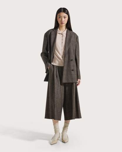 SEVENTY BERMUDA DONNA