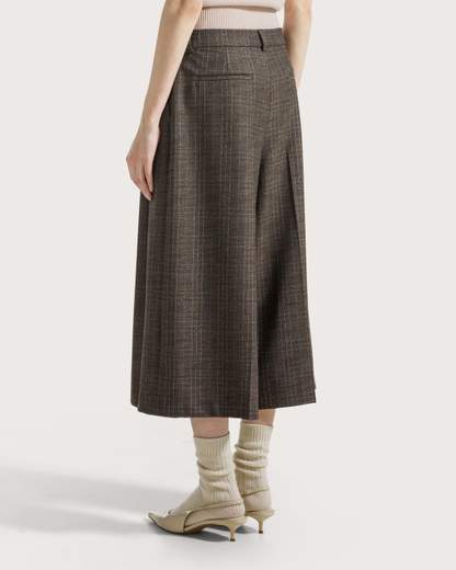 SEVENTY BERMUDA DONNA