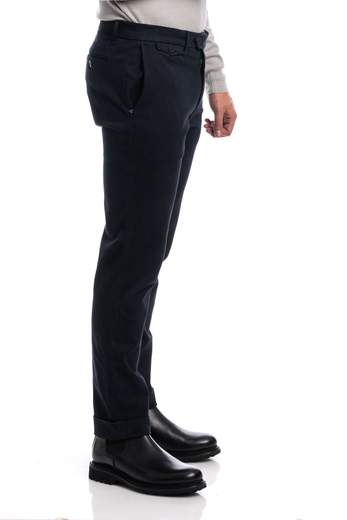 0/ZERO CONSTRUCTION CHINO