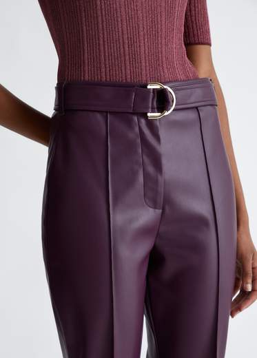 Liu°jo Pantaloni Flare Cropped In Tessuto Spalmato<br />piega Cucita<br />cintura Sur Ton Con Fibbia Regolabile In Abbinamento<br />tasca A Filetto Sul Retro<br />chiusura Con Zip Nascosta<br />fodera Interna