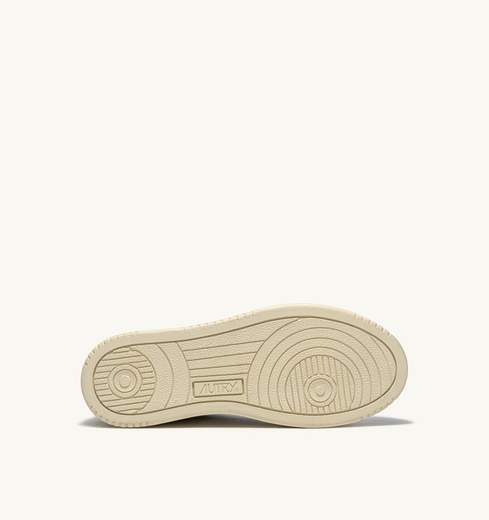 Autry Medalist Low Woman